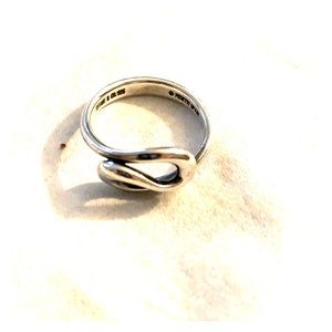 Tiffany Infinity Ring